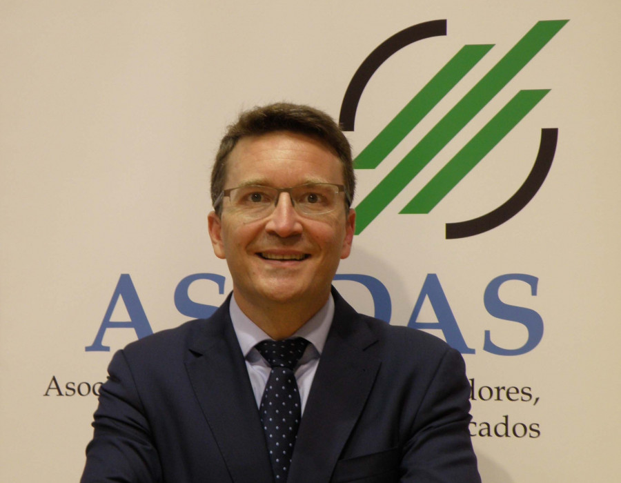 Felipe Medina, consejero del CESE en el grupo de empresas y secretario general de ASEDAS, ha participado en la redacción del documento.