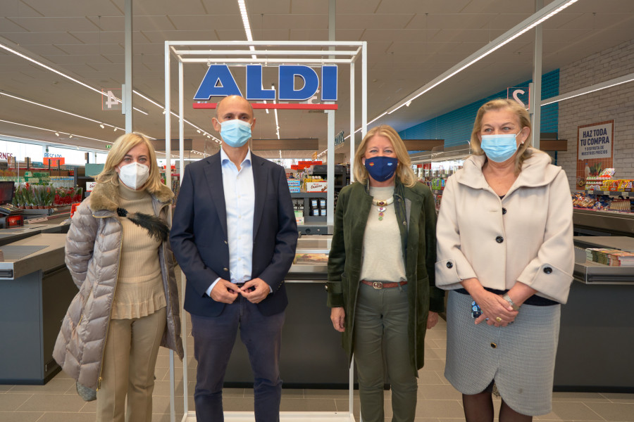 ALDI1 Izda a Dcha Maria José Figueira, Jesus Garcia, Maria Angeles Muñoz y Maria Francisca Caracuel
