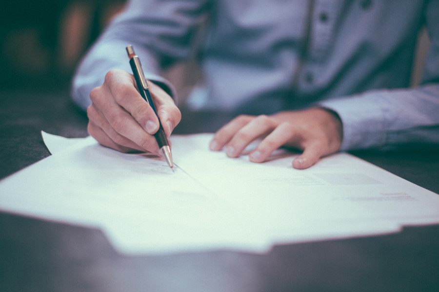 Writing hand pen sign finger business 910947 pxhere