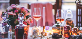 Table wine meal set christmas wedding 722561 pxhere