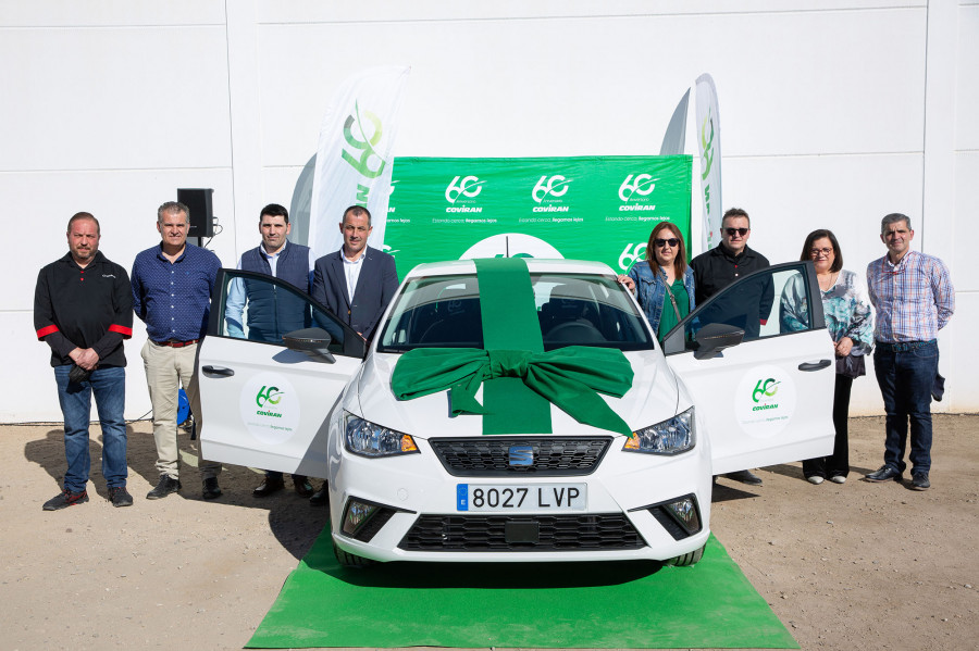 Entrega coche Polán Toledo sorteo Covirán