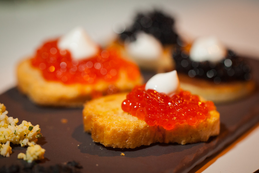 Caviar beluga appetizer dish cuisine bruschetta 1443685 pxhere