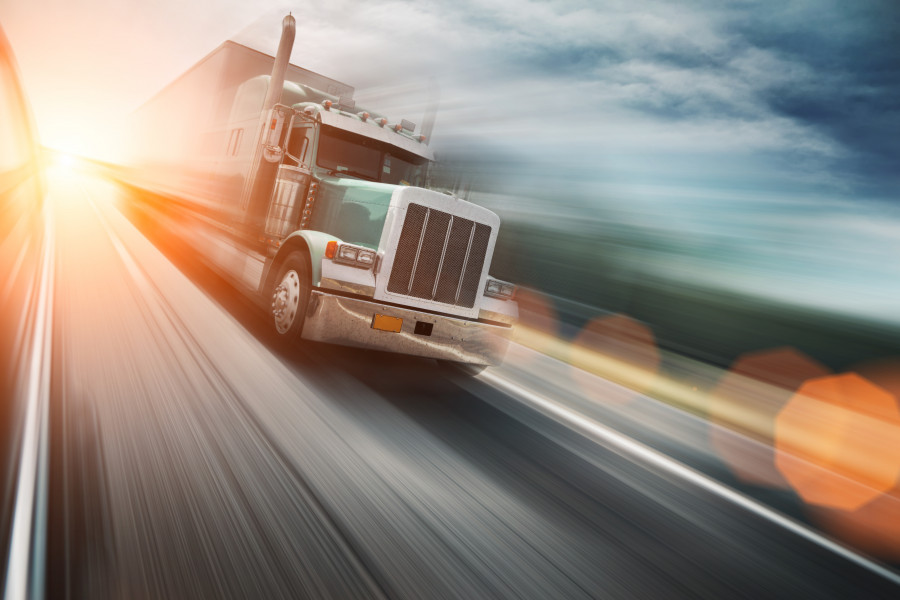 Truck freeway highway road trucking horizon 1586095 pxhere