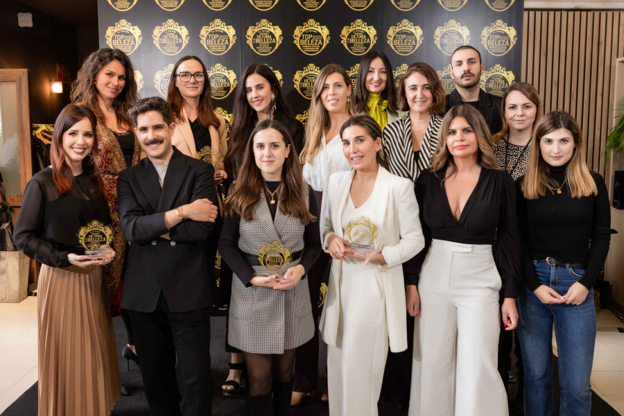 Photocall premiados y Embajadoras Premios Victoria de la Belleza 2022 Foto2