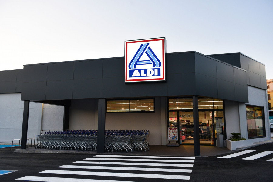 Foto ALDI Guadix Exterior Tienda