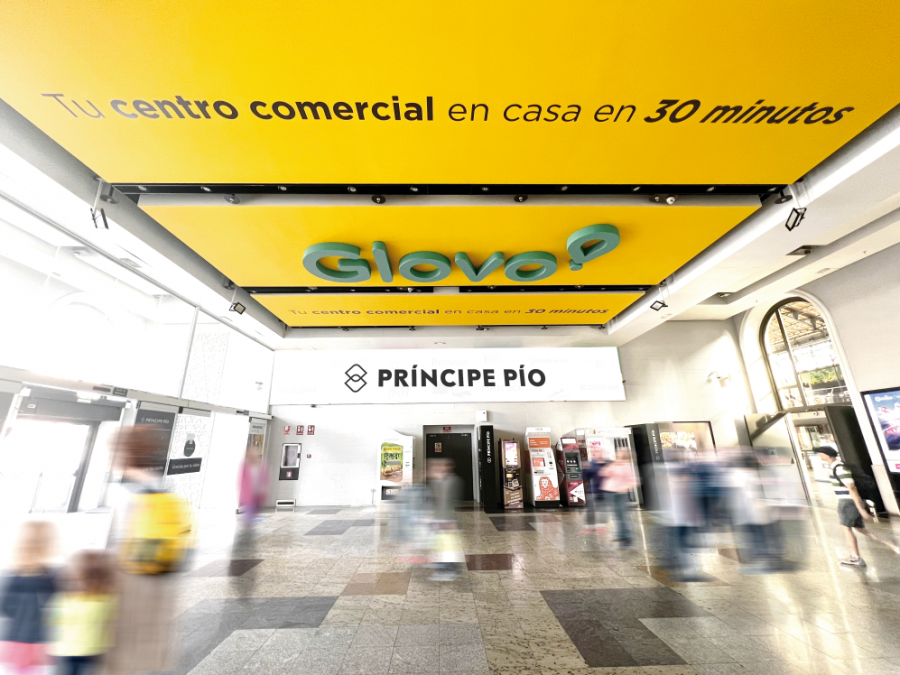Klépierre Iberia y Glovo firman un acuerdo pionero para dar impulso al delivery en sus centros comerciales