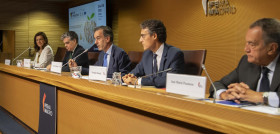 Mini FA22   Rueda Prensa   002