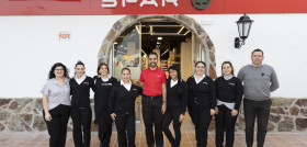 El equipo de SPAR Bahía Feliz durante la apertura