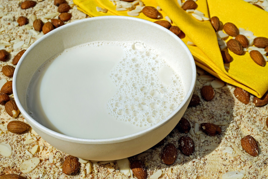 Milk 2594538 1920