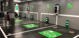 Puntos de recarga para vehículos eléctricos en una tienda de Mercadona