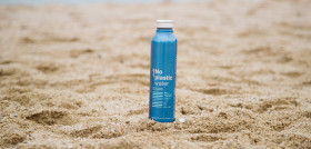 Botella noplasticwater ocean52 playa