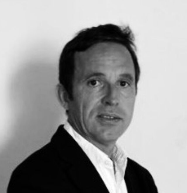 Alberto gomez expense reduction analysts