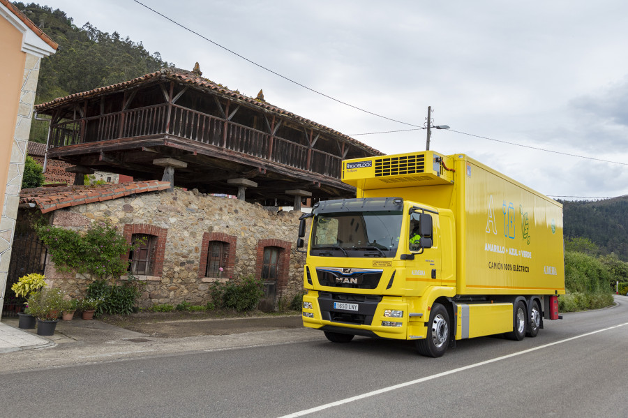 Camioìn 100% eleìctrico Alimerka