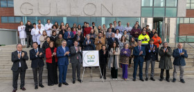 230427 Imagen de familia con el presidente de la  Junta