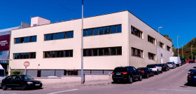 Fachada sede Enrique Tomás