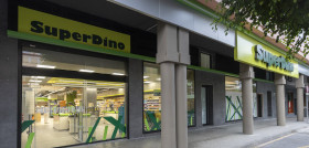 Fachada de la tienda SuperDino El Mirón