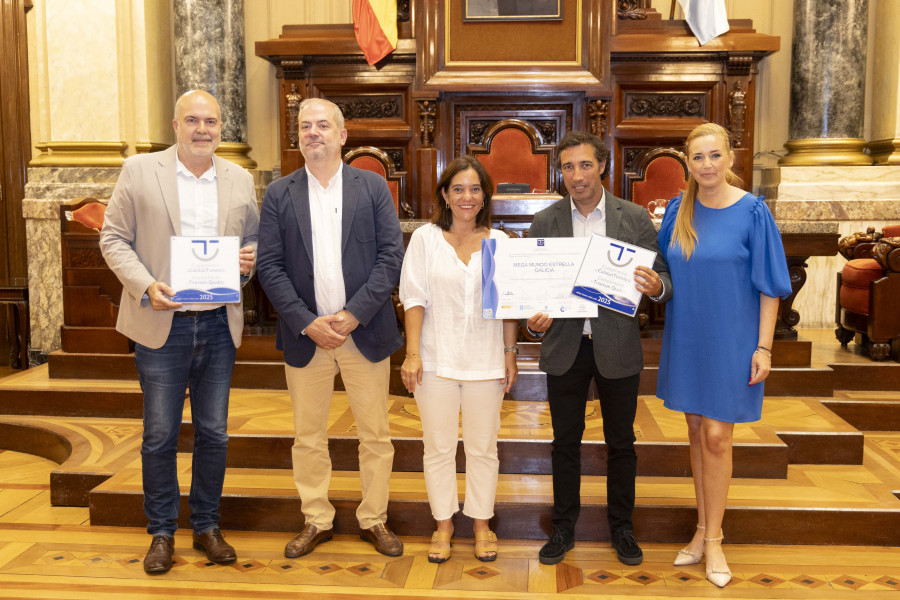 Apg 20230810 ALCALDESA CASTRO CABANAS DISTINCIONS SICTED TURISMO