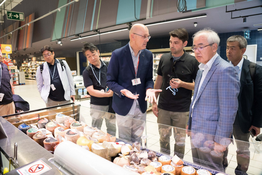 Visita Fed.Coop.Cons.. Japonesa EROSKI
