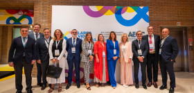 Fotografía de las autoridades en el Congreso Español de Centros y Parques Comerciales