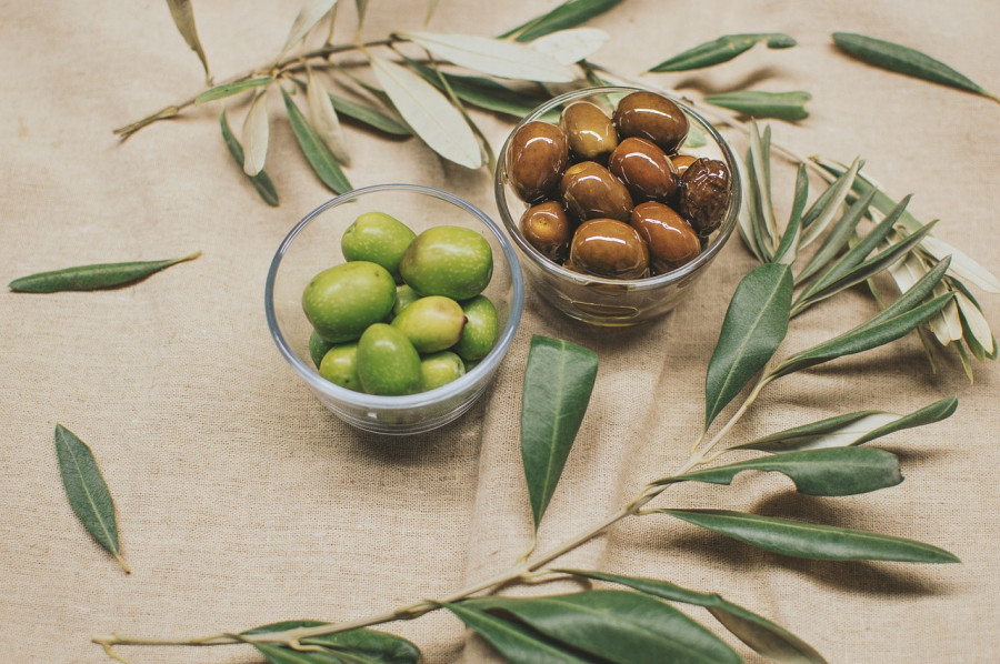 Olives 4636996 1280