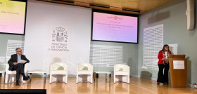 Carlos Cabrera, director general del Institut Cerdà  y Teresa Riesgo, secretaria general de Innovación del Ministerio de Ciencia e Innovación. Presentación datos de 2022