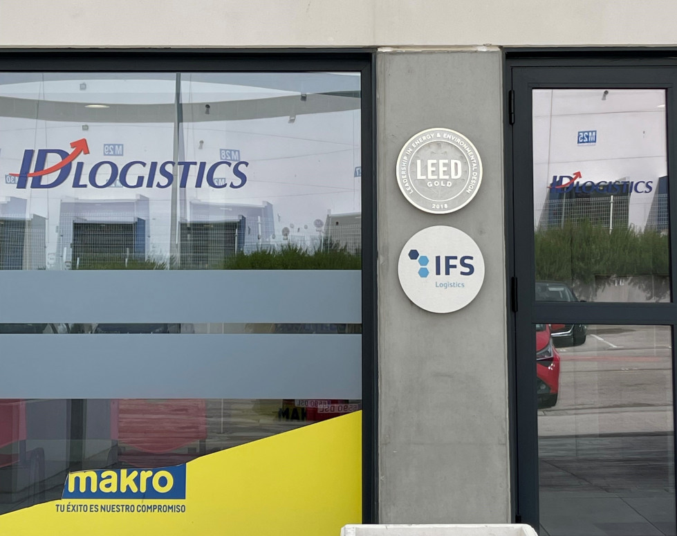 FOTO ID Logistics y Makro