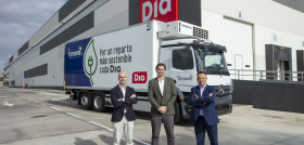 Dia y Mercedes Benz Trucks Nuevo camión eléctrico 1