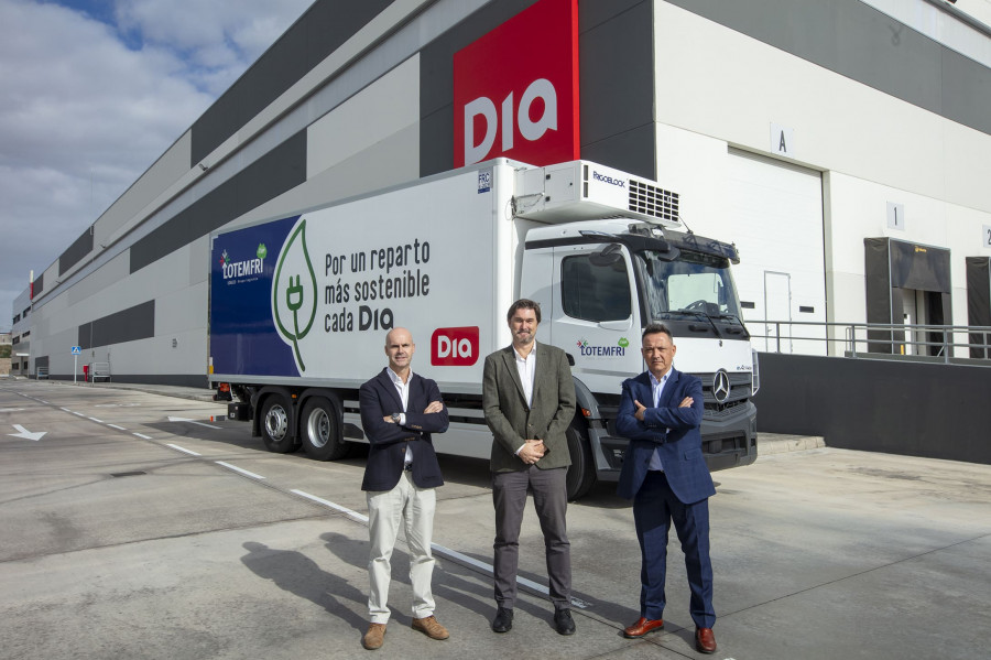 Dia y Mercedes Benz Trucks Nuevo camión eléctrico 1
