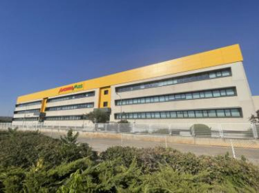 Edificio corporativo Ahorramas