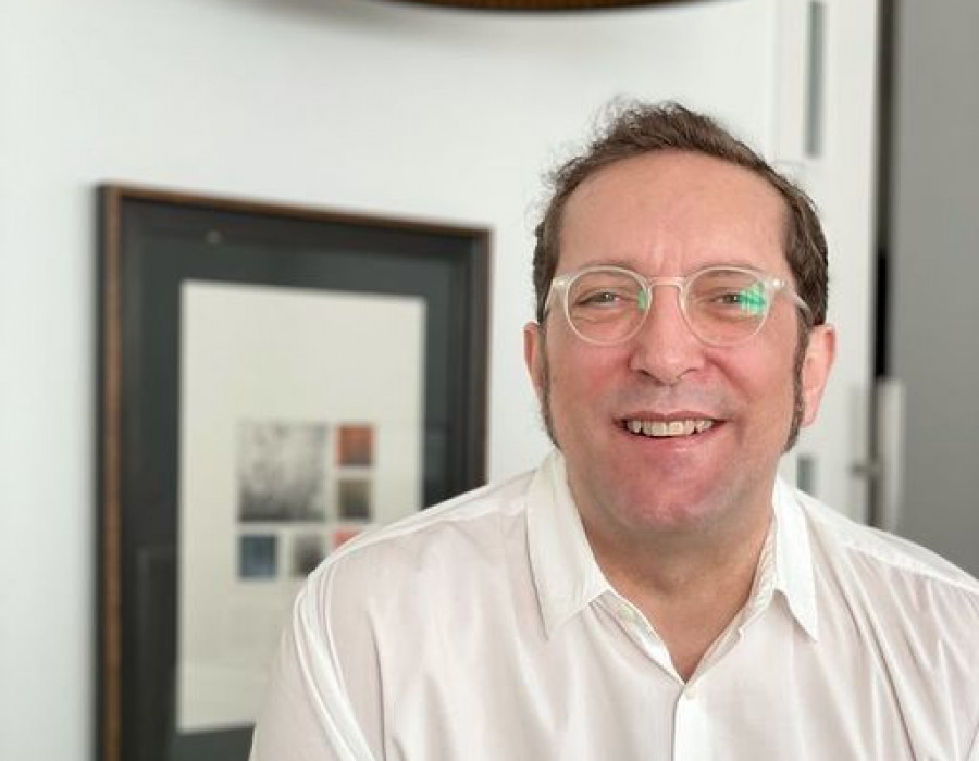 Rafael Amieva   Photo (2)