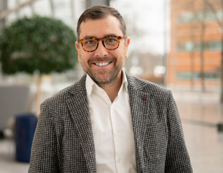 1124   NP Xavier Pérez nuevo responsable de Purina Studios el hub digital europeo de Nestlé Purina