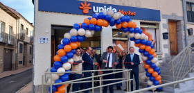Cinta inaugural Unide Market Avila alcalde y Presidente Unide
