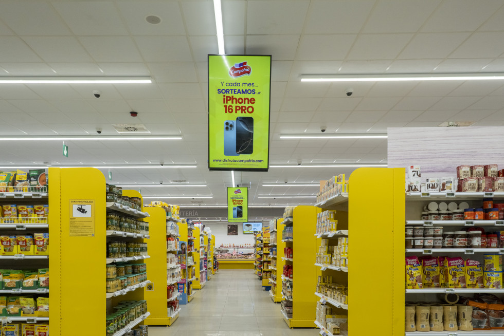 Circuito de pantallas de retail media Alimerka