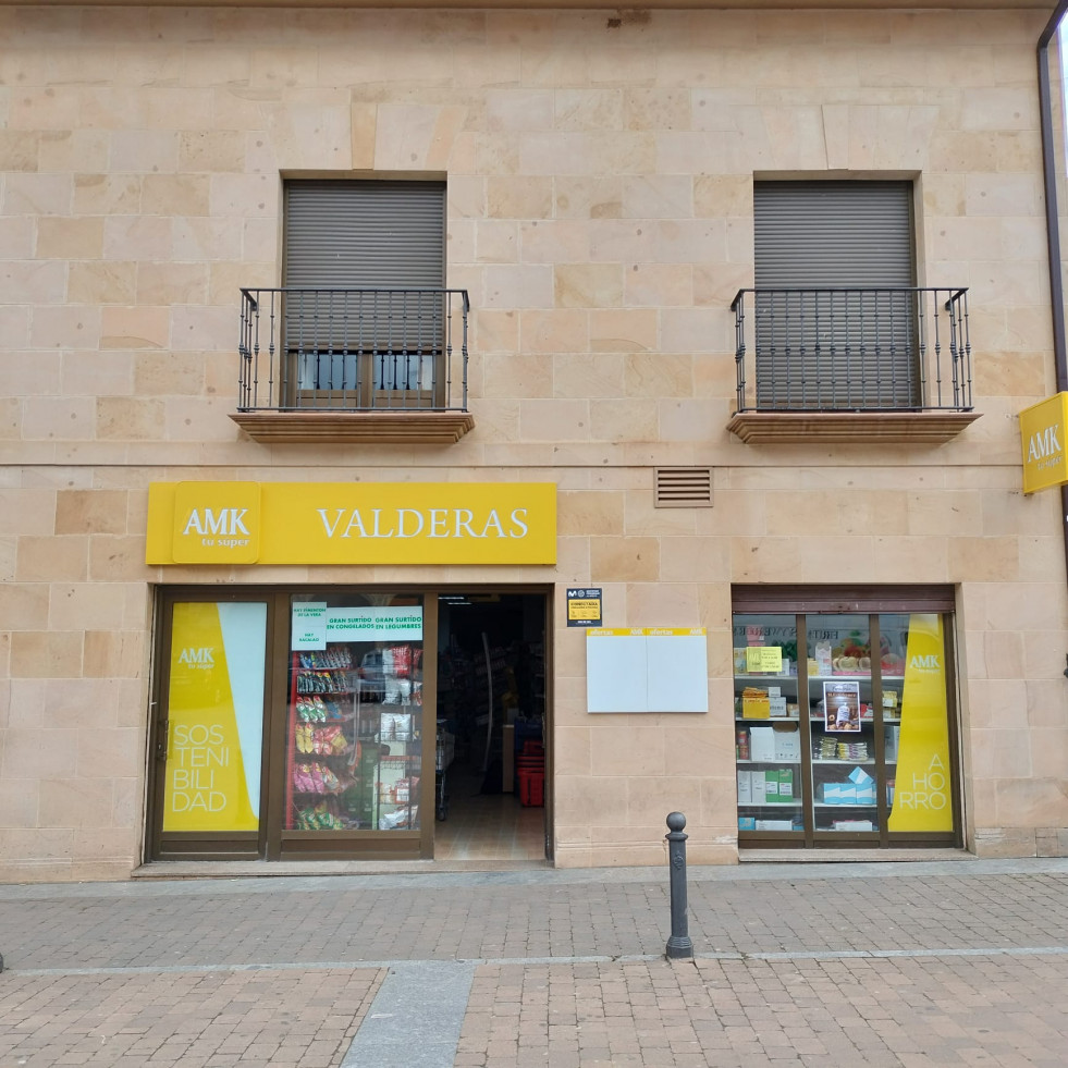Alimerka inaugura un supermercado AMK en Valderas (León)