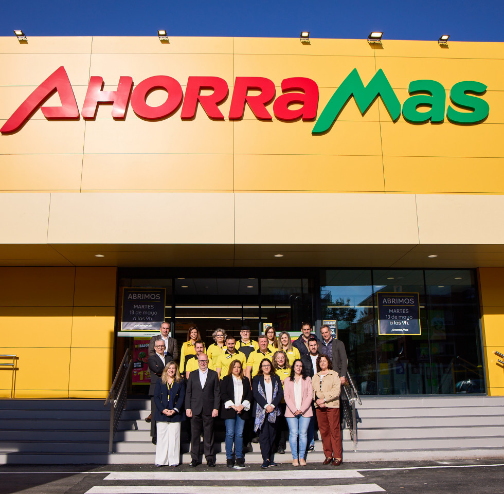 Foto familia Ahorramas Sonseca