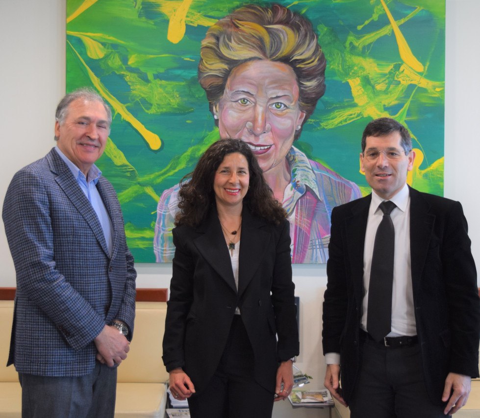 250616 Juan Miguel Martínez Gabaldón, Lourdes Gullón y Paco Hevia