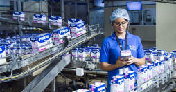 20250701 RSC NP Lactalis España MEMORIA 2024 02 personas