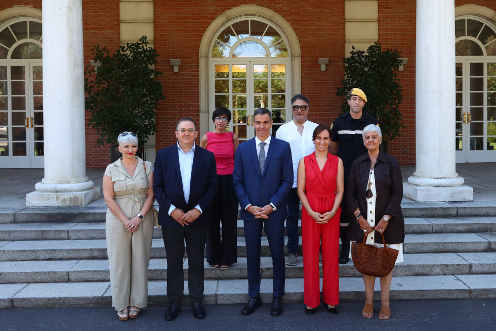 Foto familia Unide en La Moncloa