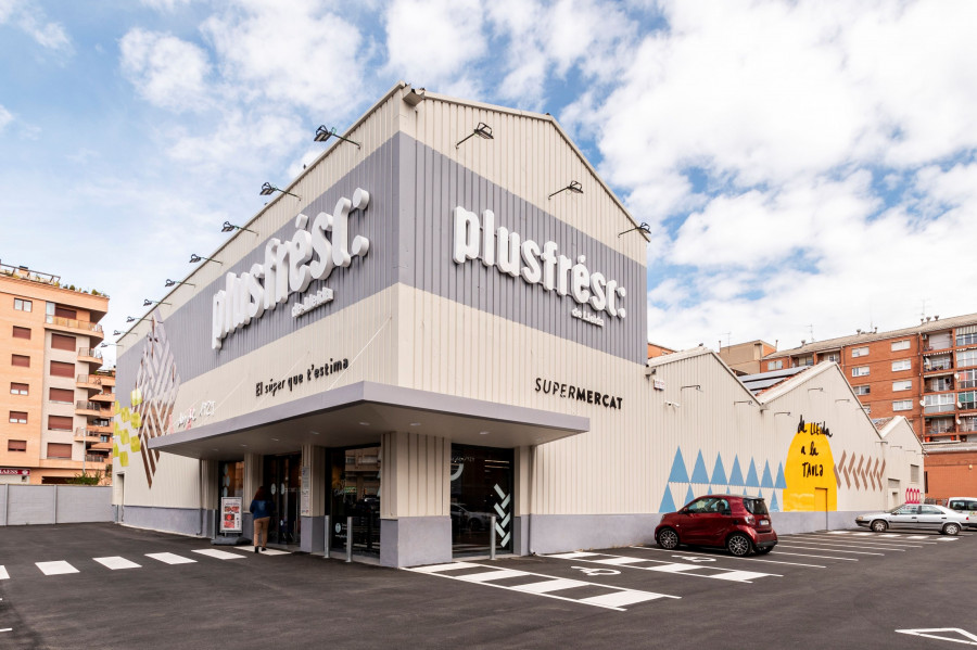 Façana Plusfresc Baró de Maials